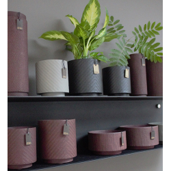 Madrid cylinder vase. Zero Waste, Fudge