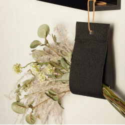 Flower Clutch, Black