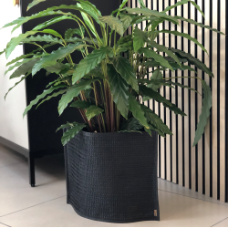 Mail Me XL - flat packed Flower Pot, Black