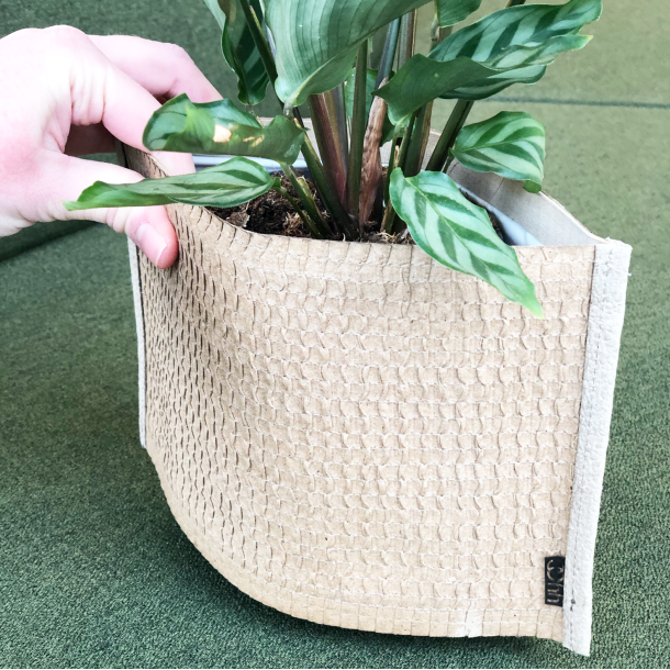 Mail Me - flat packed Flower Pot, Natural