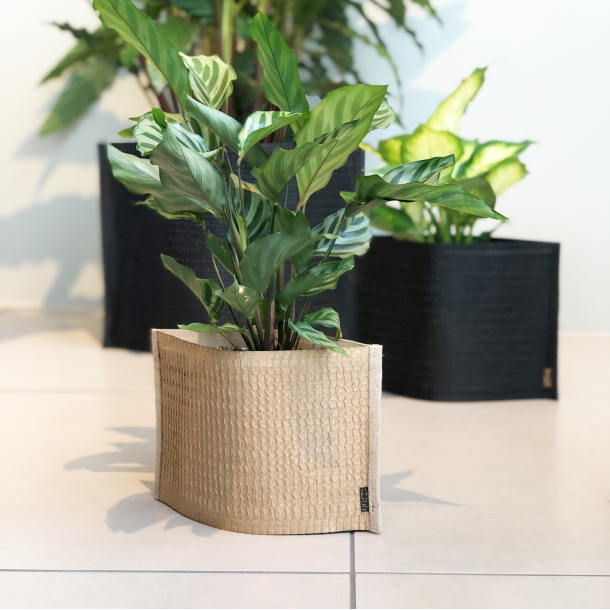 Mail Me - flat packed Flower Pot, Black