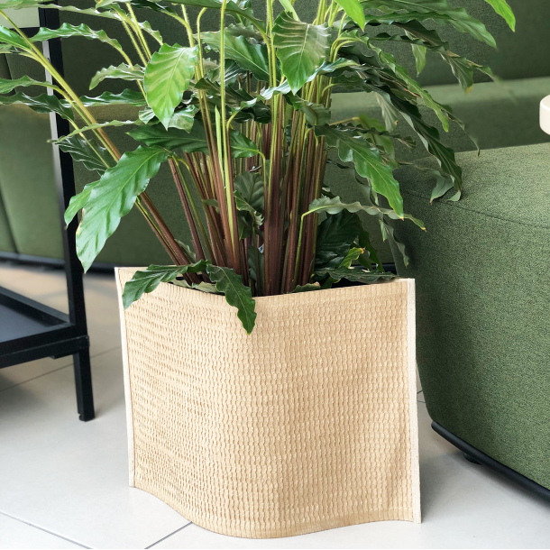 Mail Me - flat packed Flower Pot, Natural