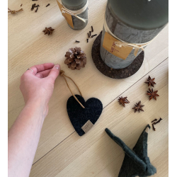 Hjerte ornament af Zero Waste uld, Charcoal