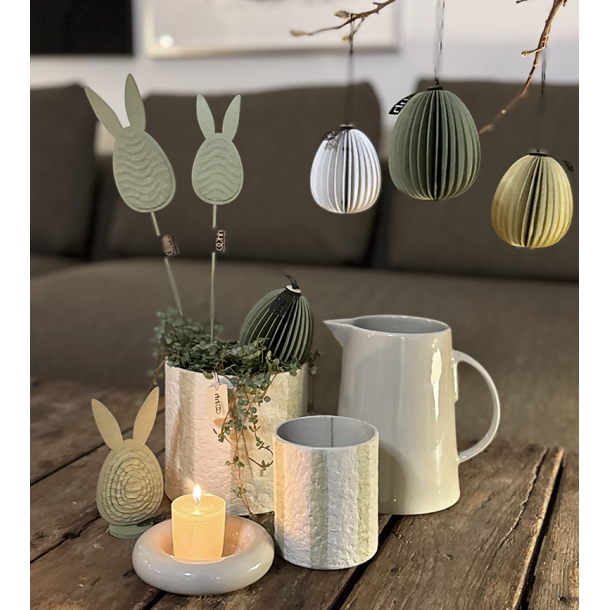 P�skehare, genbrugspapir, Sage