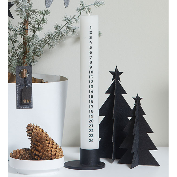 Set with Burnt Olive calendar candle and black holder