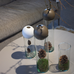 Set W/Blossom Vase and Blossom Ball, Burnt Olive