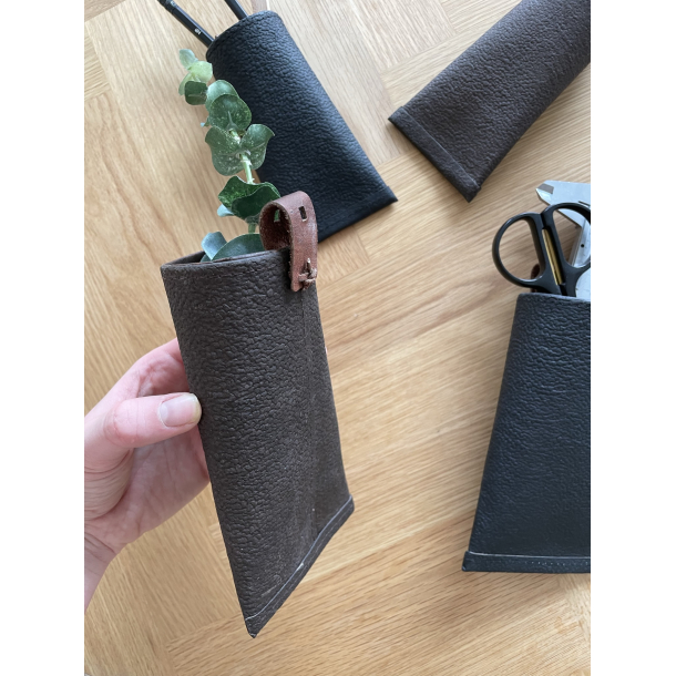 Tuscany hnge kurve, black