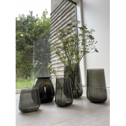 Valencia drop vase, Black