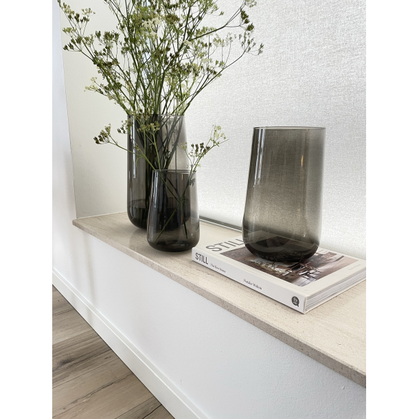 Valencia drop vase, Black