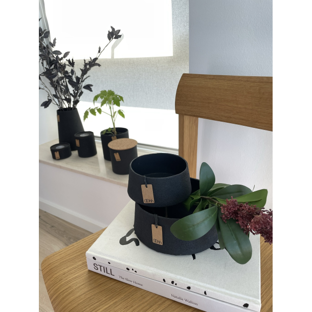 Dune tealight holder (low), black