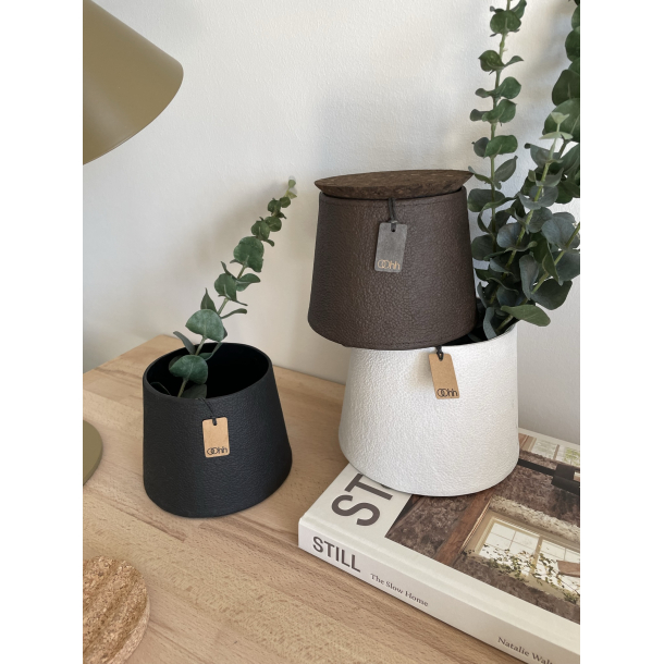 Tuscany conical zero waste potte, White