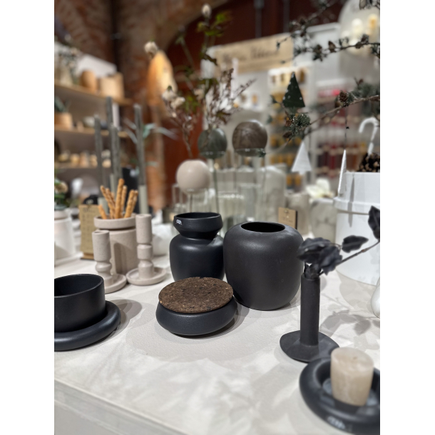  Ania candle holder/tray, Black Sandy