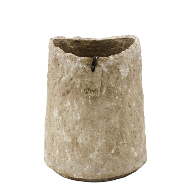 Clay Vase, Sand