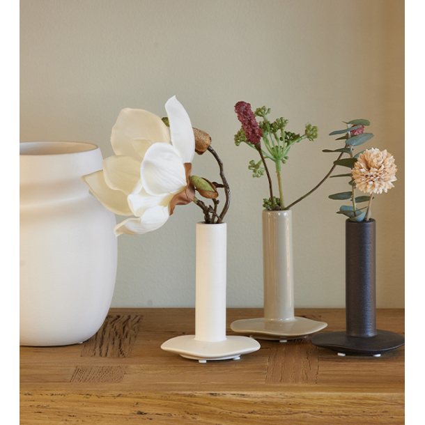 Lily vase, Glossy sand