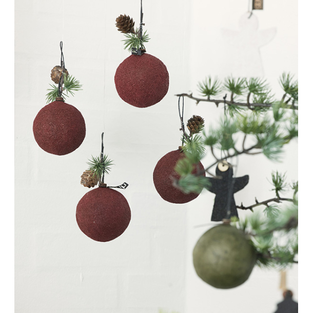 Woodz Xmas Ball, Wine