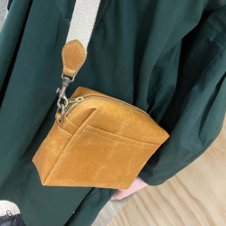 Tracolla Large, Viachietta Mou