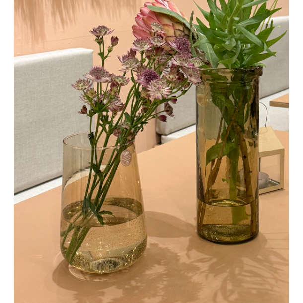 Valencia drop vase, Champagne