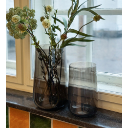 Valencia drop vase, Sort