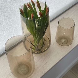 Valencia drop vase, Champagne