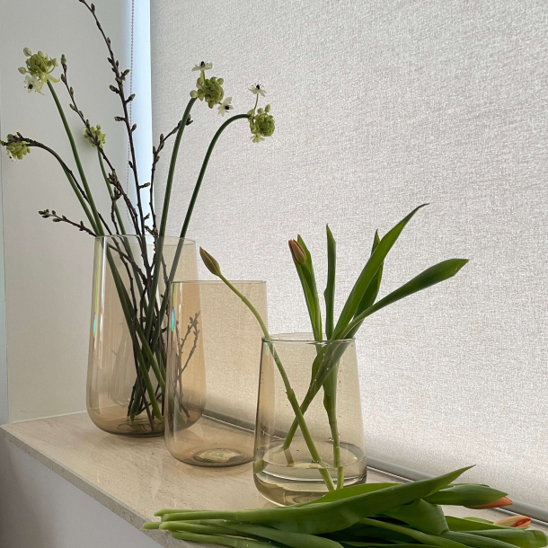 Valencia drop vase, Champagne