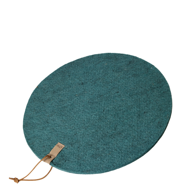 Cushion from Zero Waste wool, North Sea