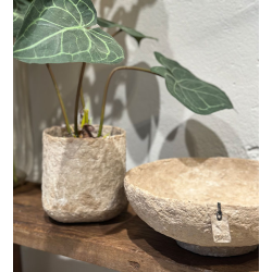 Clay Bowl, Sand
