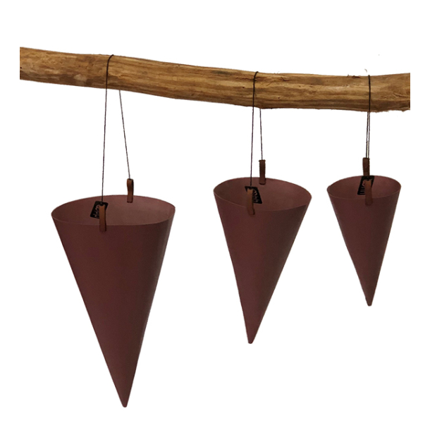 Hanging cones, rec. Paper S/3