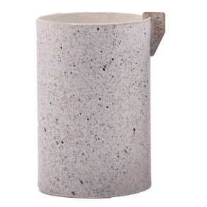 Hndmalet, Granite vase, White