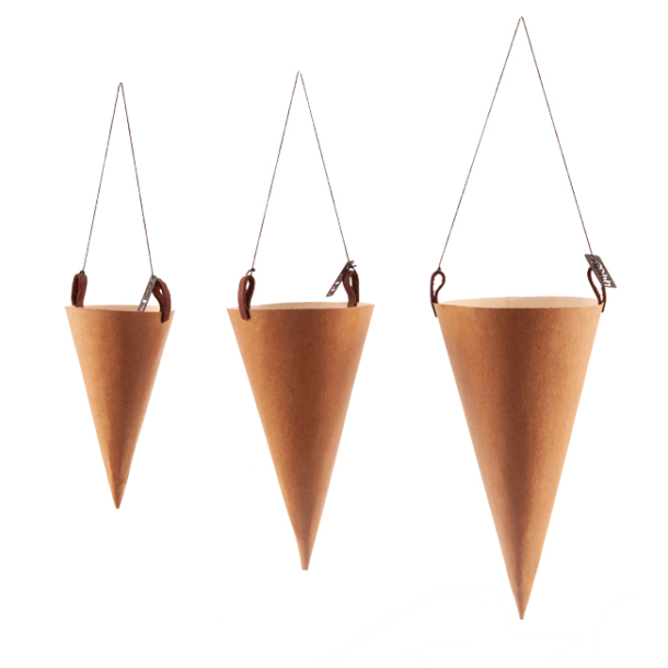 Hanging cones, rec. Paper S/3 Natural