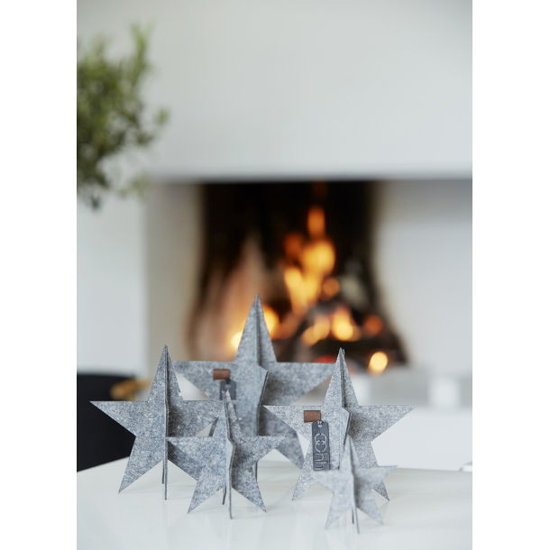 Standing Felt Star Set of 2, White