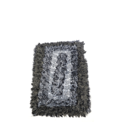 Recycled Rugs, Tppe fremstillet af genbrugsmaterialer