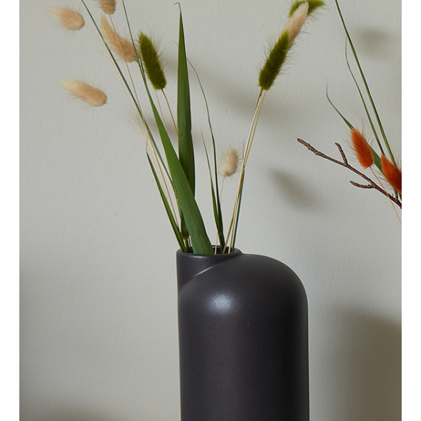 Anna keramik vase lav med sand finish, Black