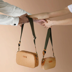 City Medium Bag. Camel