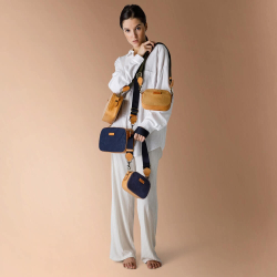 City Small Bag. Camel