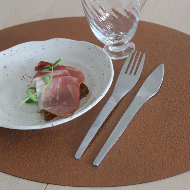 La Paper Coaster, Latte