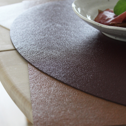 La Paper Coaster, Latte