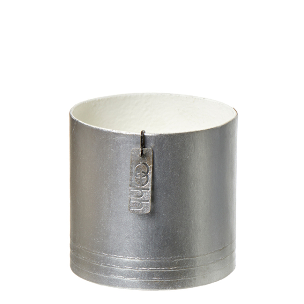 Vintage cylinder, Silver